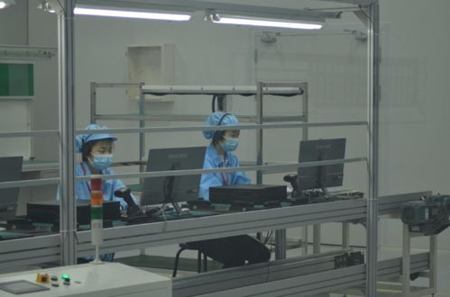 18秒一臺電腦的智造奇跡 走進(jìn)長城山西云工廠